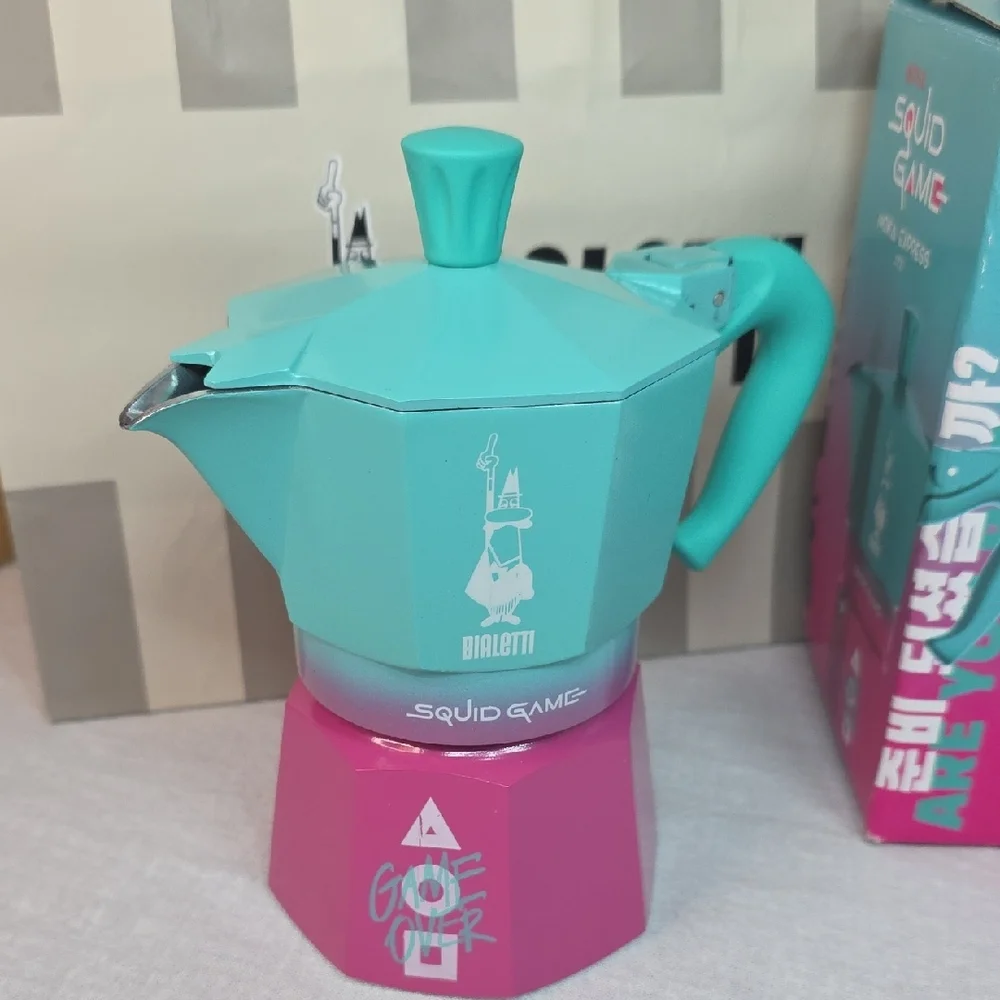 Bialetti Moka Express Squid Game Netflix Special Edition 3-Cup Coffee Maker NEW